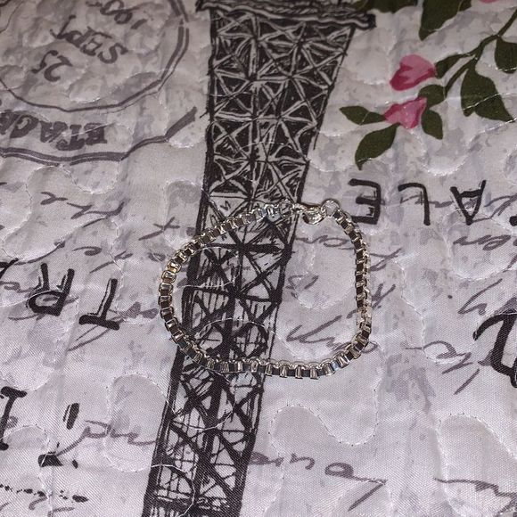 Sterling Silver Plated Square Link Chain Bracelet - Picture 5 of 9